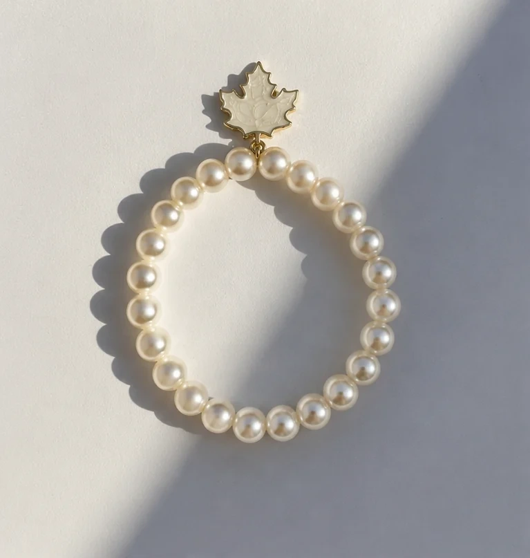 Elegant Pearl Leaf Bracelet