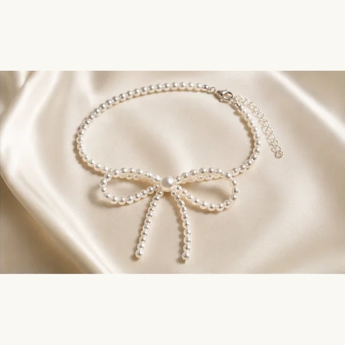 Pearl Bow Necklace for Women